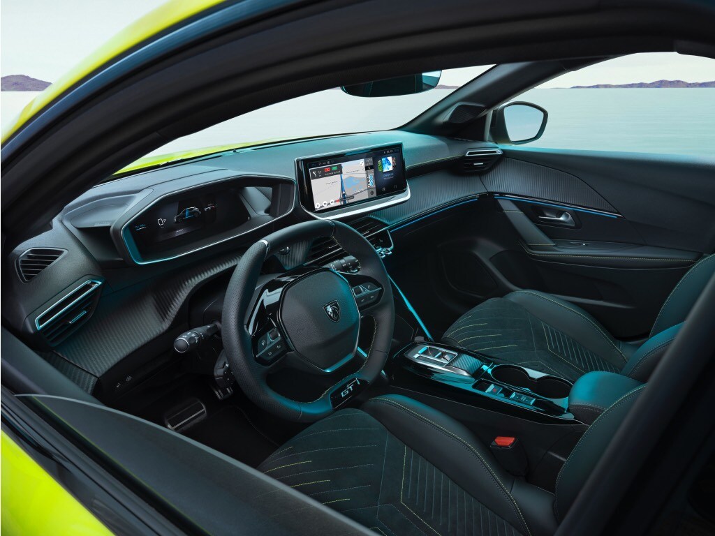 New PEUGEOT E-208 with PEUGEOT i-COCKPIT®