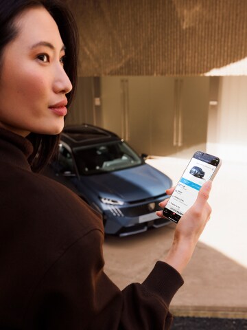 PEUGEOT 5008 hybride rechargeable solutions de recharge via la PEUGEOT App